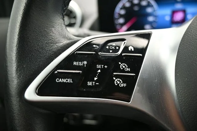 Used 2025 Black Mercedes-Benz GLA 250 image 18