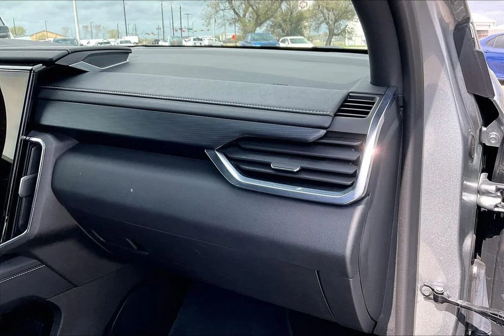 2025 GMC Acadia Elevation - Photo 22