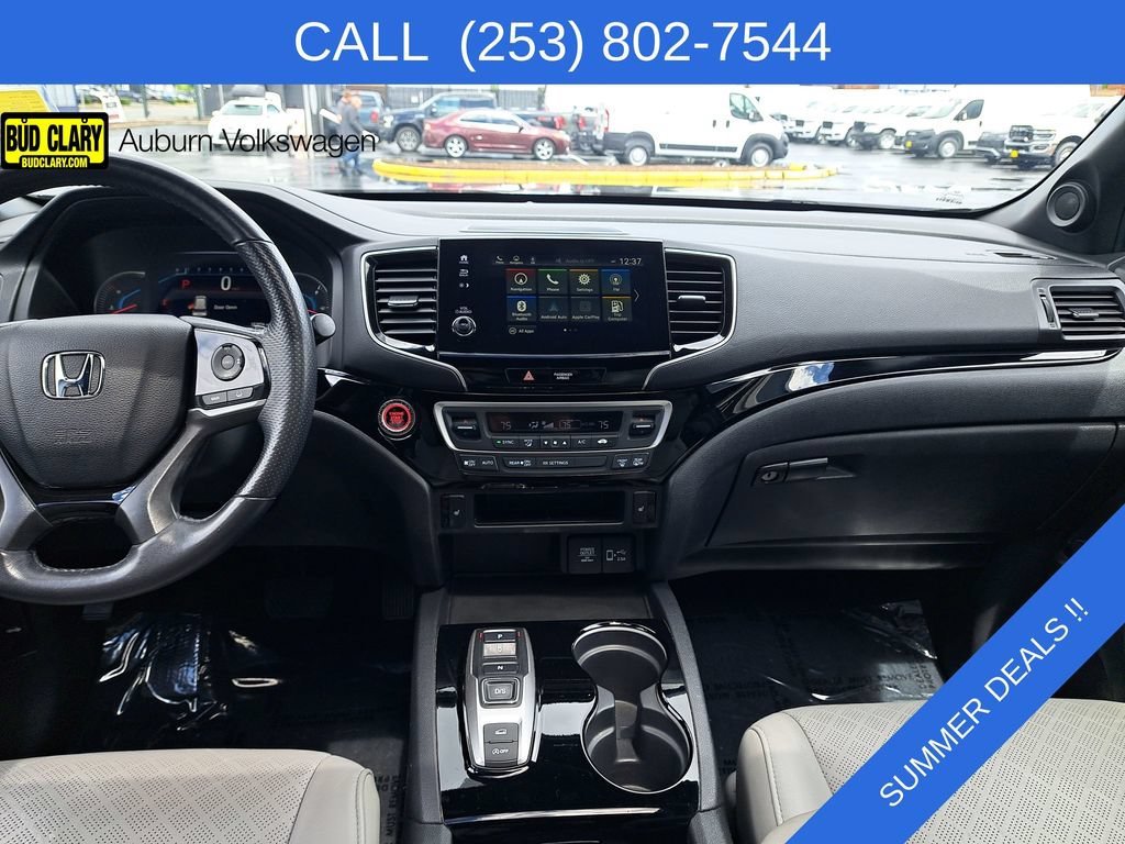 Used 2019 Black Honda Touring image 21