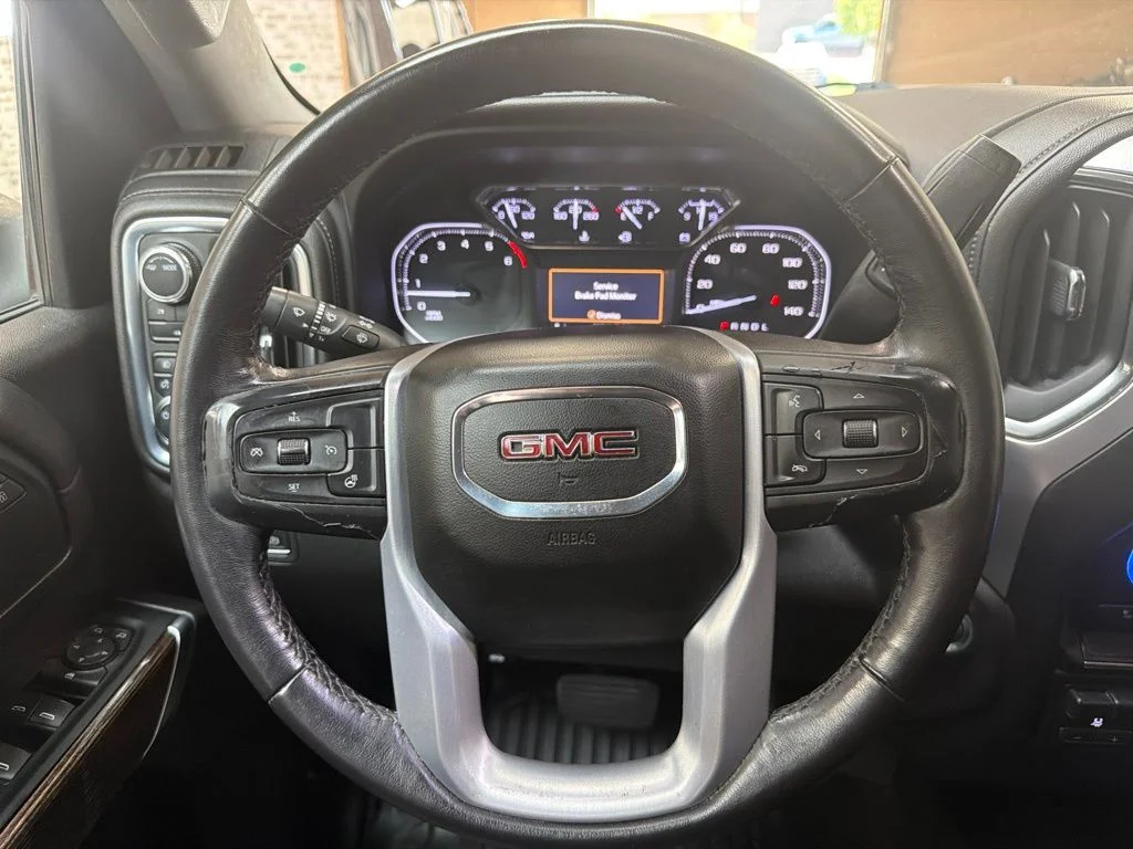 Used 2022 Summit White GMC SLE image 18