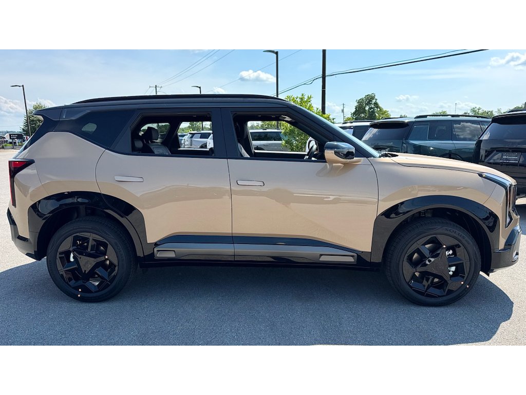 New 2027 Terrain Brown Kia X-Line S image 3