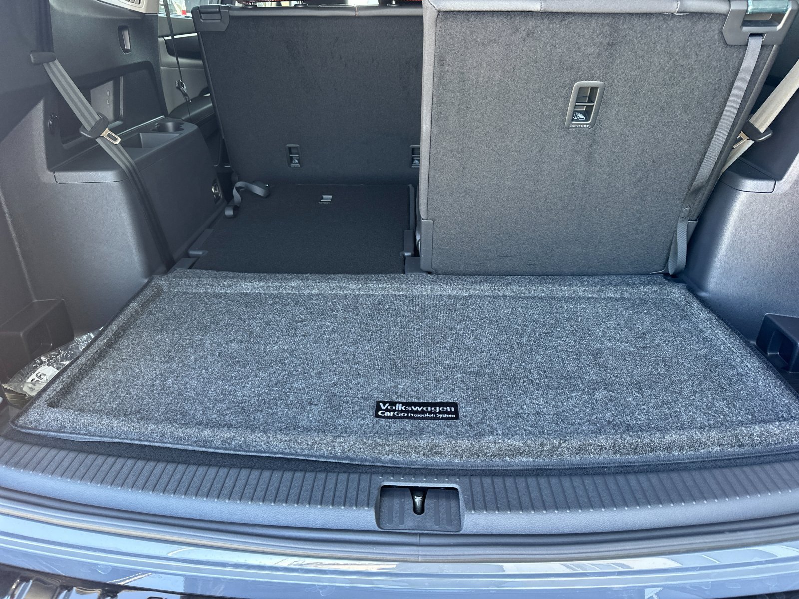 New 2026 Pure Gray Volkswagen 2.0T Peak Edition image 15