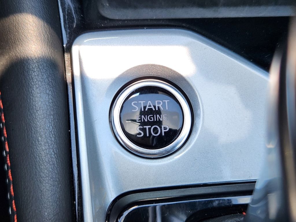 Certified Used 2023 White Nissan 2.5 SR image 18
