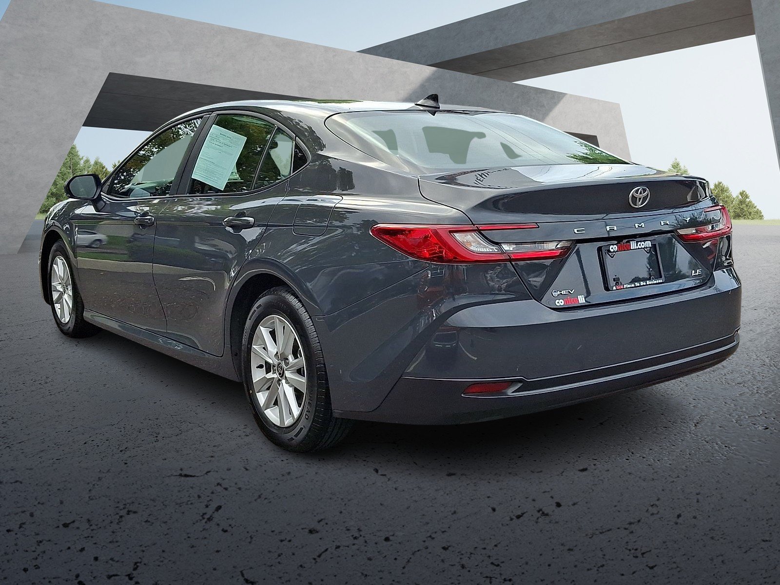 Used 2025 Underground Toyota LE image 3