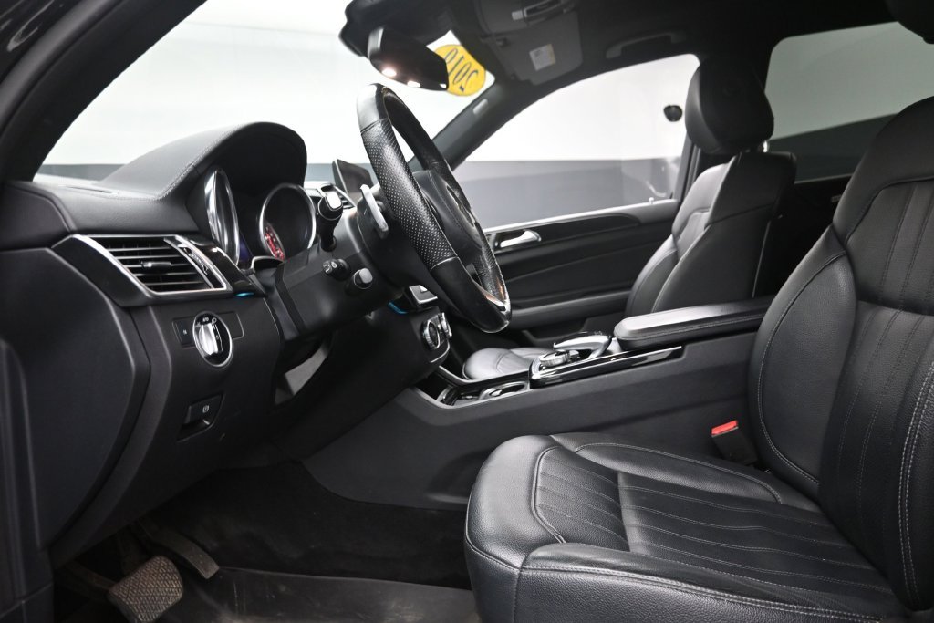 Used 2019 Black Mercedes-Benz GLS 450 image 17