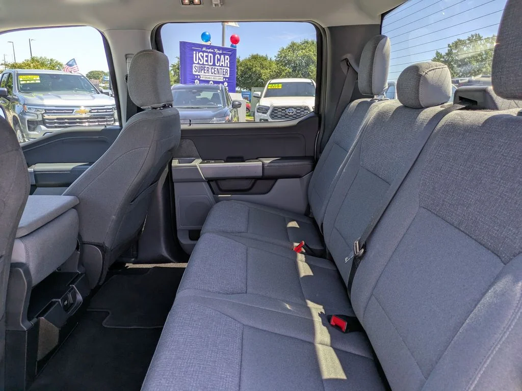 Used 2025 Carbonized Gray Metallic Ford XLT image 15