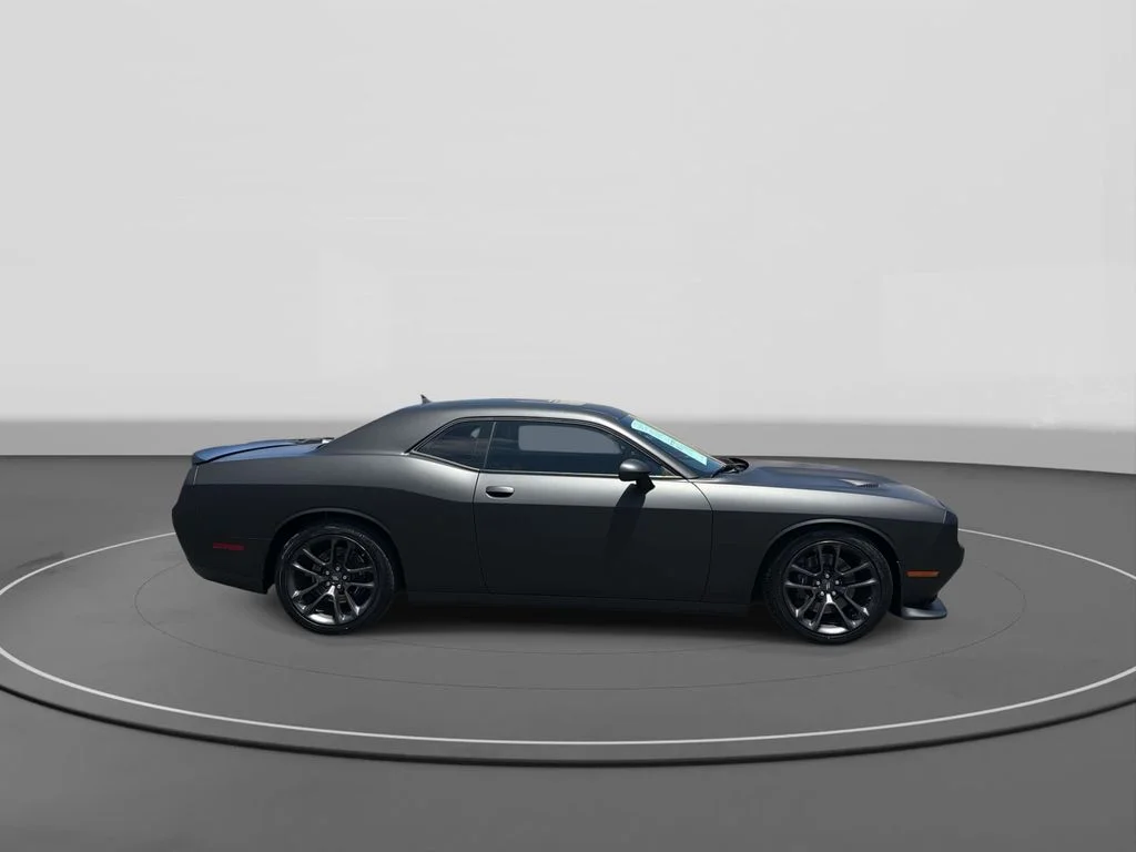 Used 2022 Granite Pearlcoat Dodge R/T Scat Pack image 4