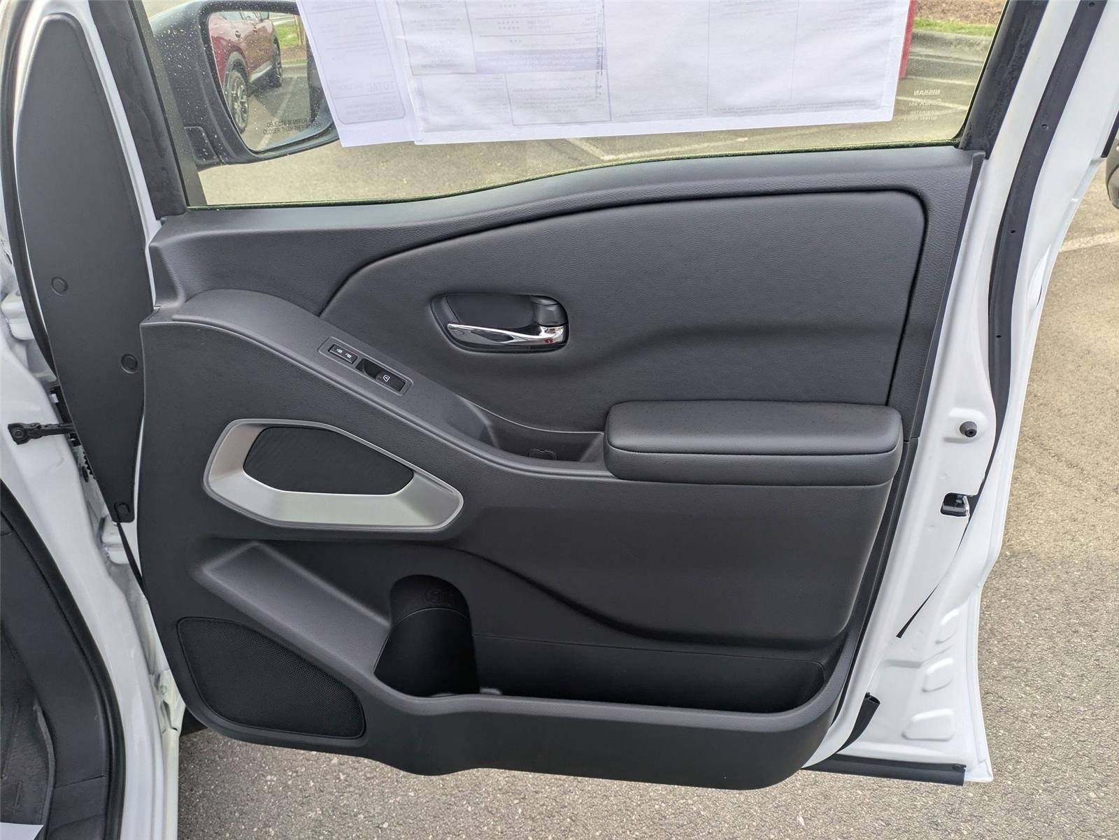 New 2026 Glacier White Nissan SV image 31