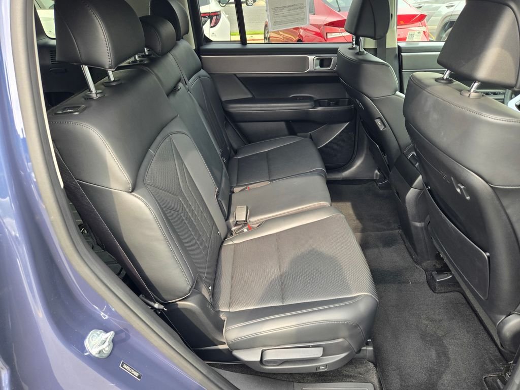 2025 Hyundai Santa Fe SEL - Photo 16
