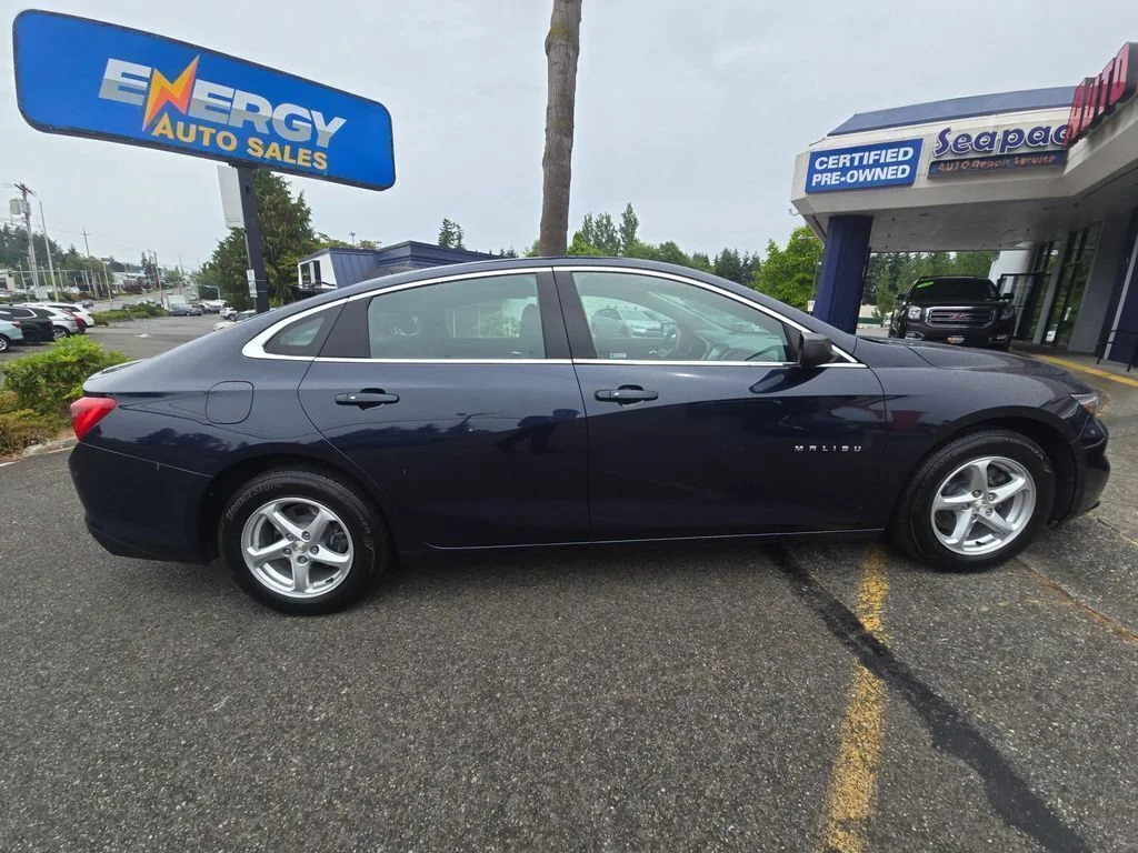 2016 Chevrolet Malibu 1LS - Photo 8