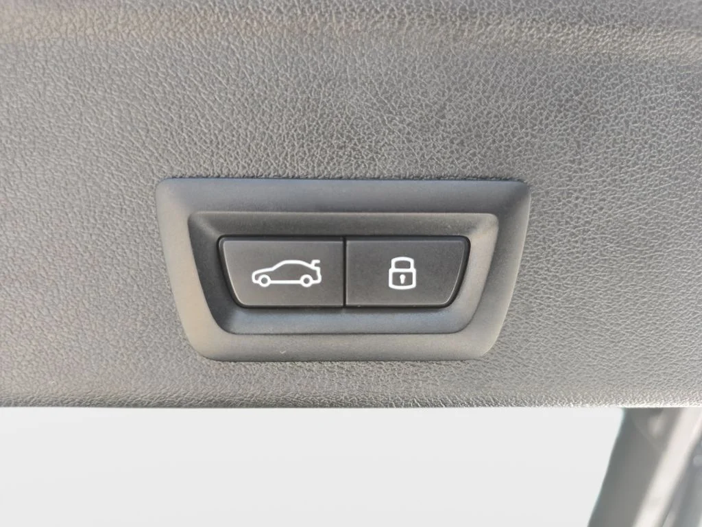 Used 2025 Black BMW Base image 30
