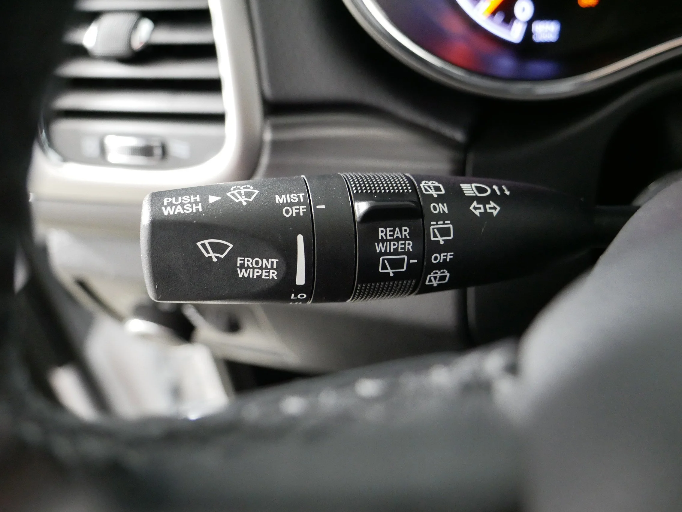 Used 2021 Bright White Clearcoat Jeep Laredo X image 32