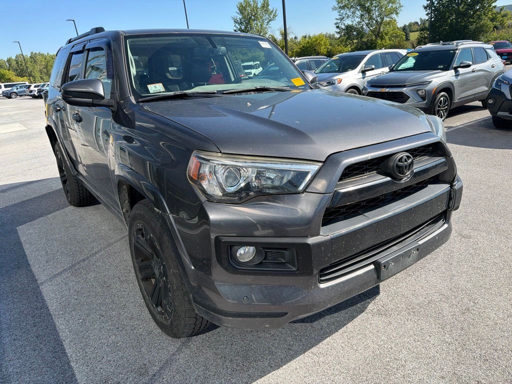 Used 2015 Magnetic Gray Metallic Toyota Limited image 4
