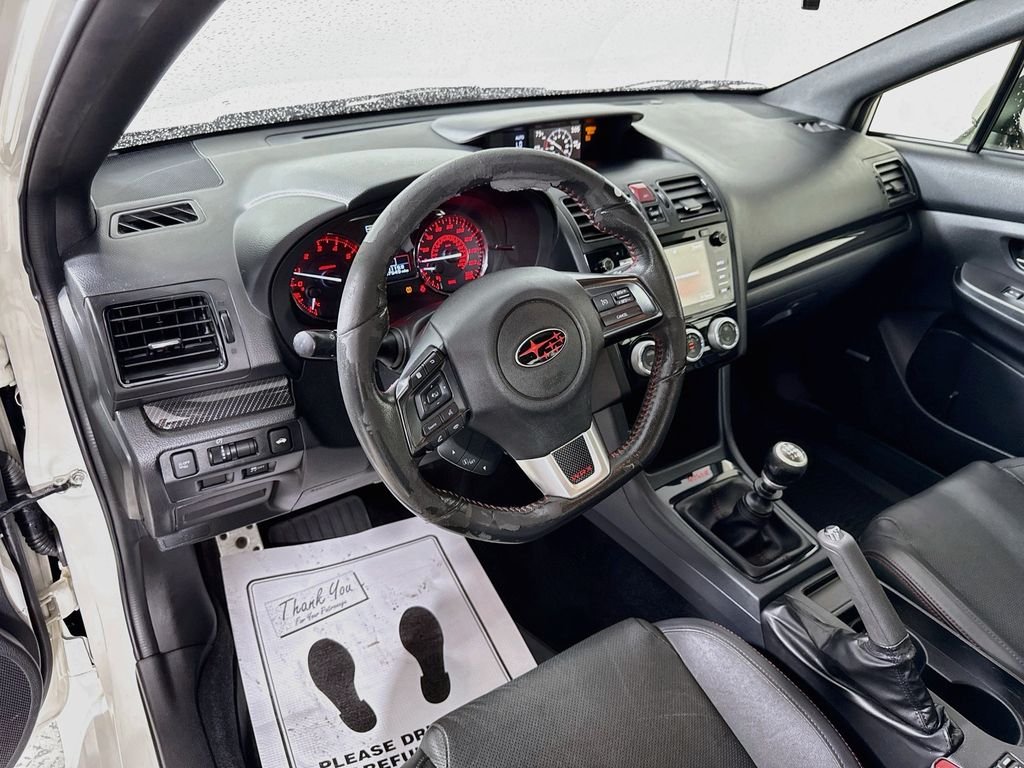 Used 2016 Crystal White Pearl Subaru Limited image 13