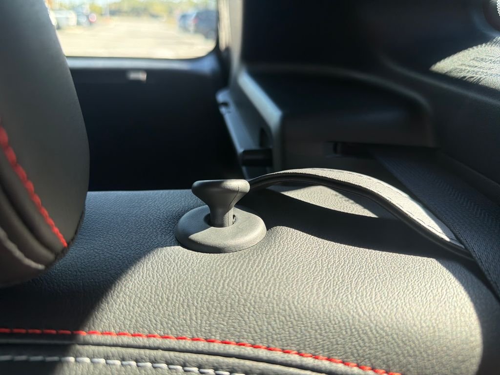 New 2026 Nissan Kicks SR 4D Sport Utility