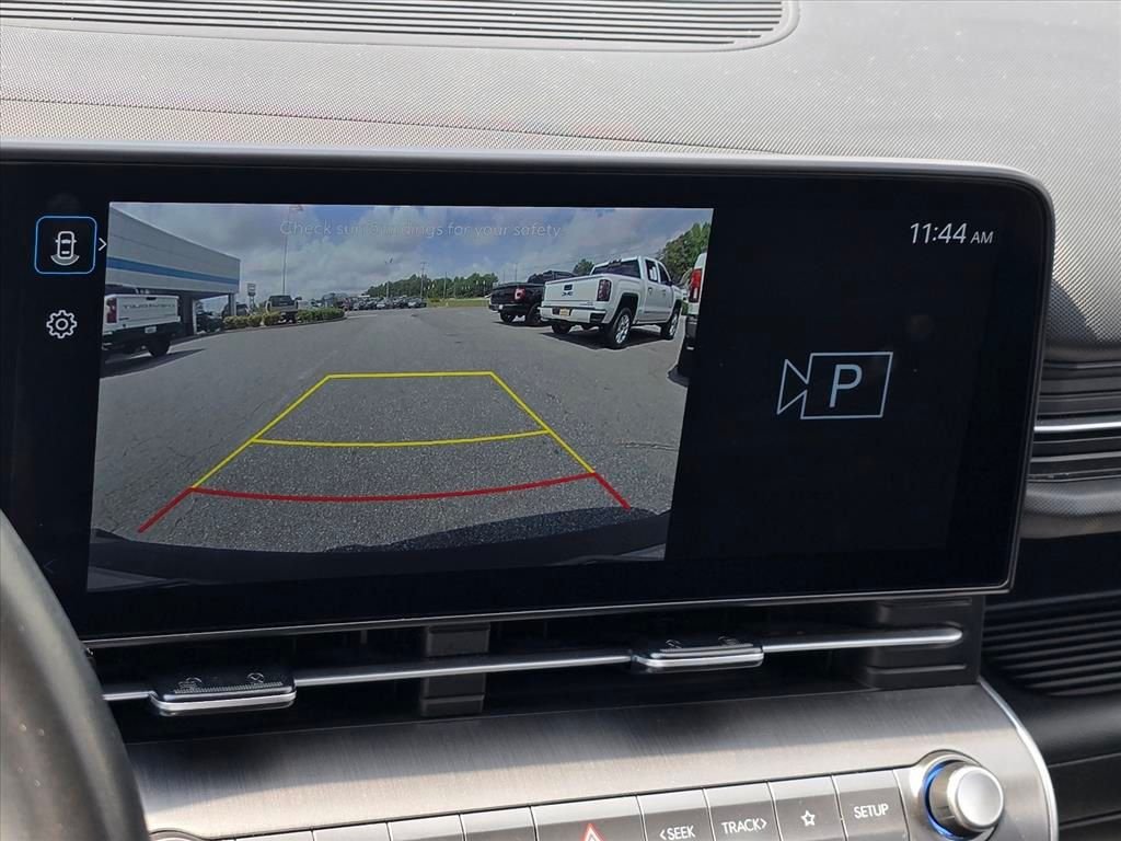 Used 2025 Gray Hyundai SEL image 5