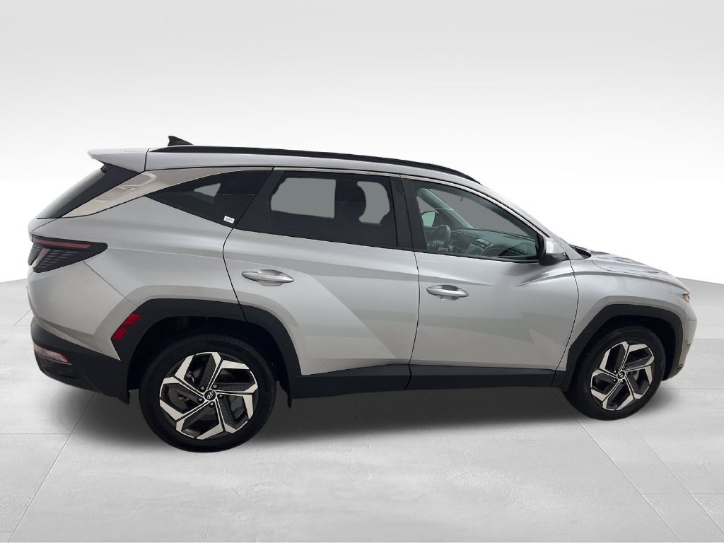 Used 2024 Silver Hyundai SEL image 6
