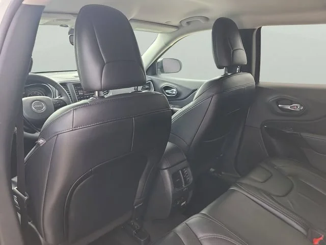 Used 2023 White Jeep Altitude Lux image 15