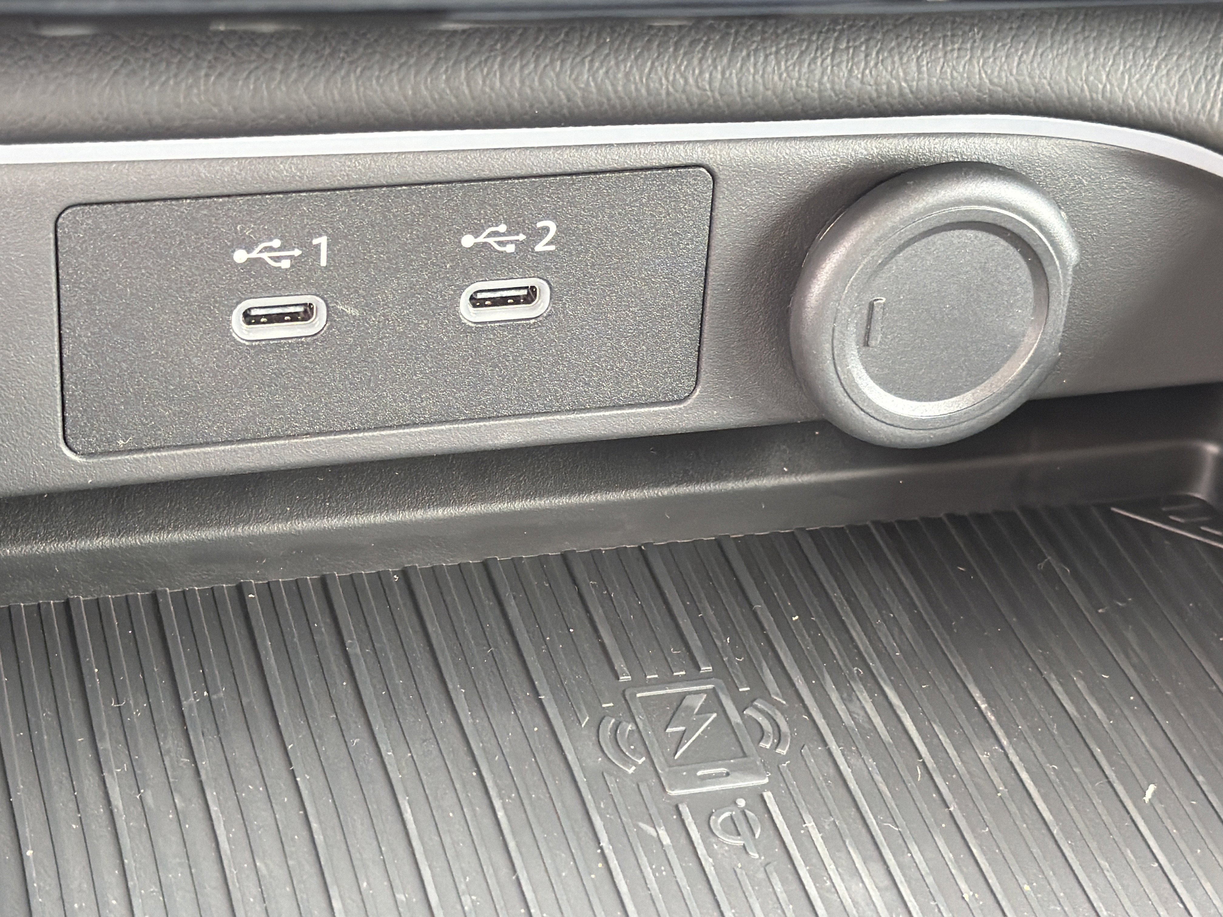 New 2026 Atlantic Gray Metallic Nissan SV image 32