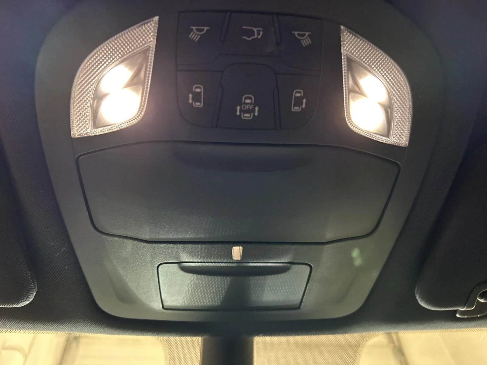 Used 2023 Bright White Clearcoat Chrysler Hybrid Touring L image 20