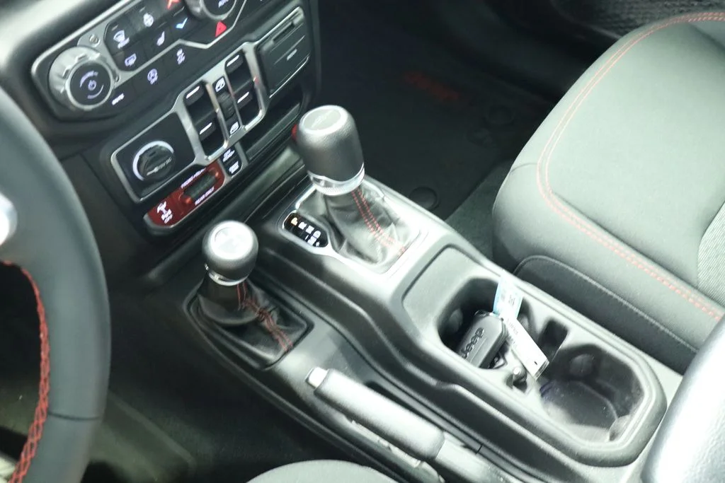 Used 2023 Gray Jeep Rubicon image 40