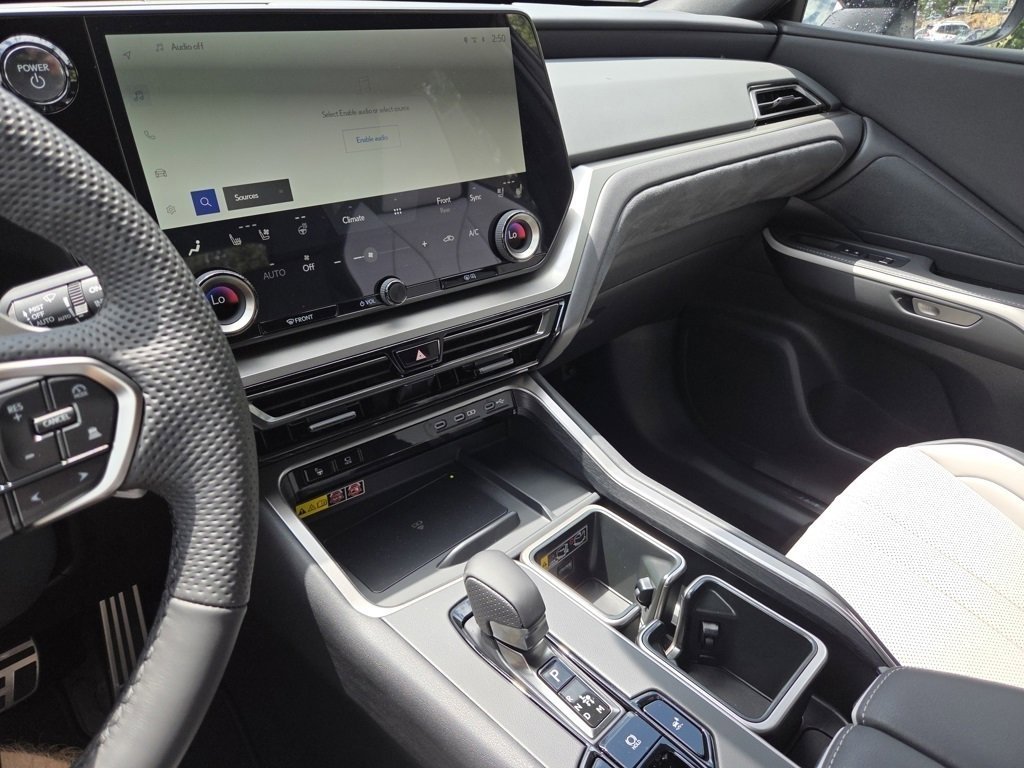 Certified Used 2025 CELESTIAL SILVER Lexus 500h F SPORT Premium image 42