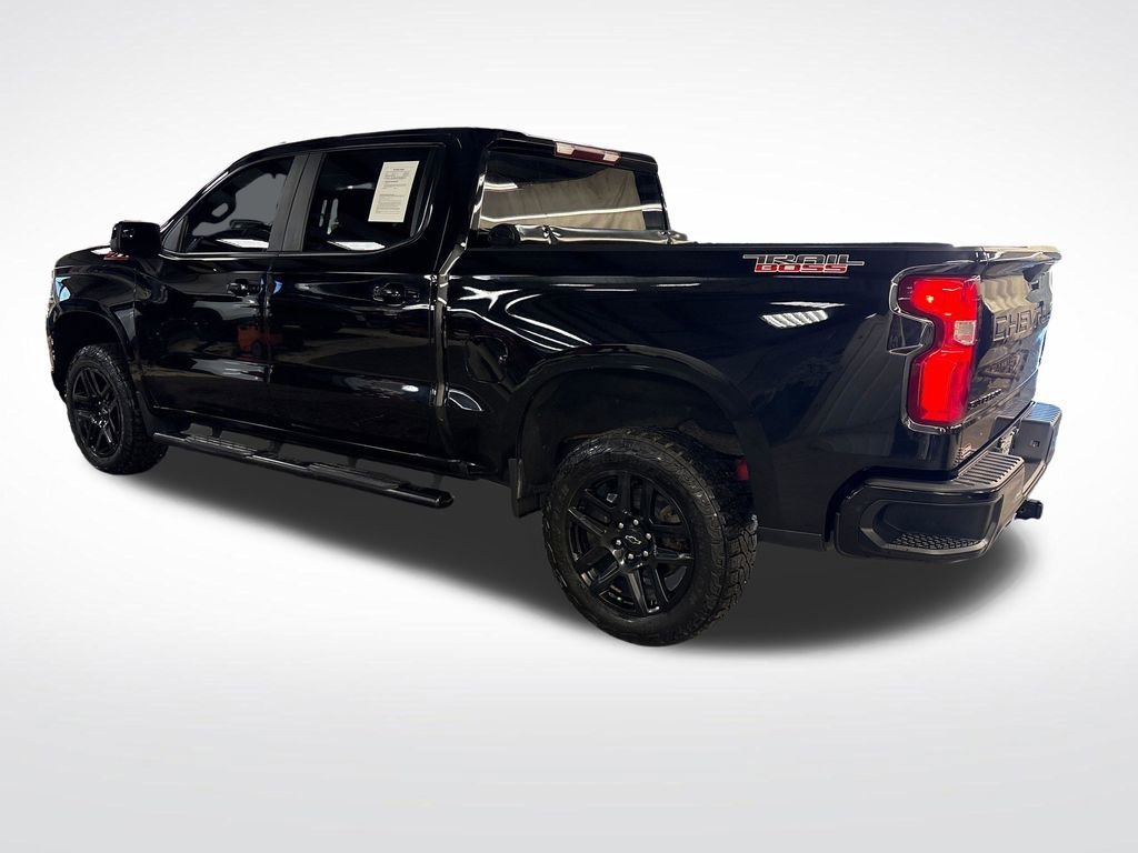 Used 2021 BLACK Chevrolet LT Trail Boss image 3