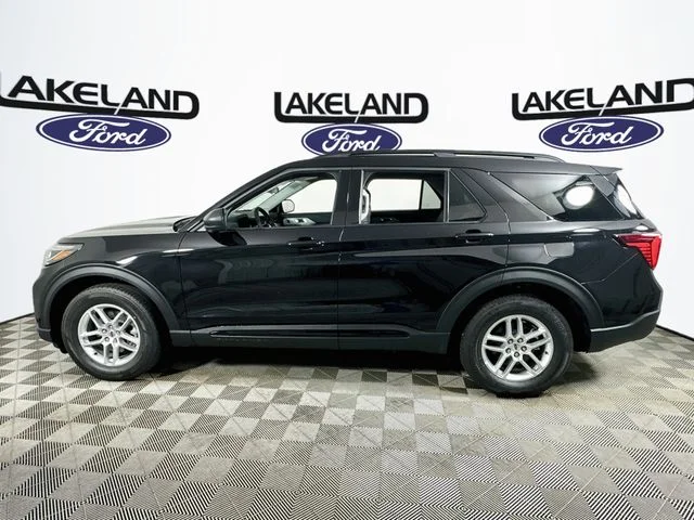 New 2026 Black Ford Active image 6