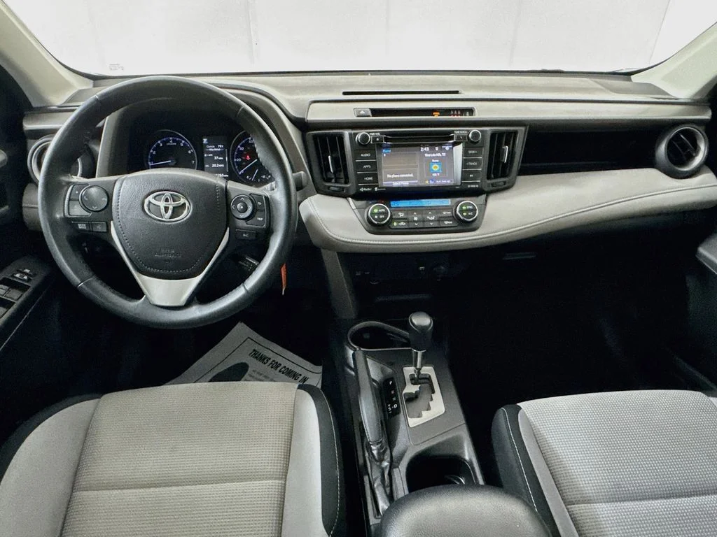 Used 2017 Gray Toyota XLE image 26