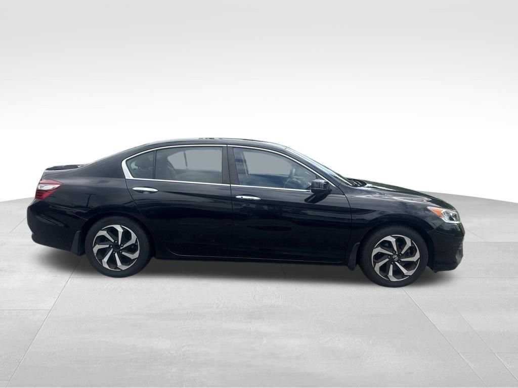 Used 2017 Black Honda EX image 2