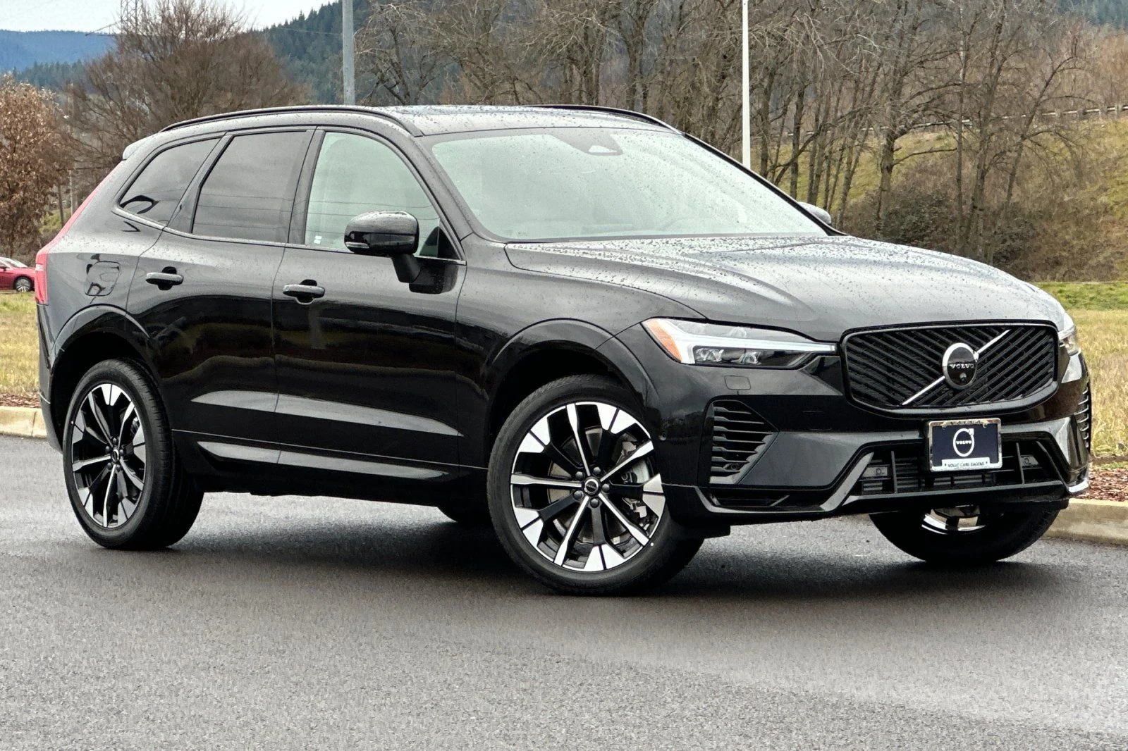 2026 Volvo XC60 T8 Plus Dark AWD's photo