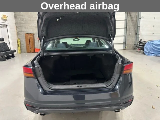 Used 2019 Blue Metallic Nissan 2.5 SV image 23