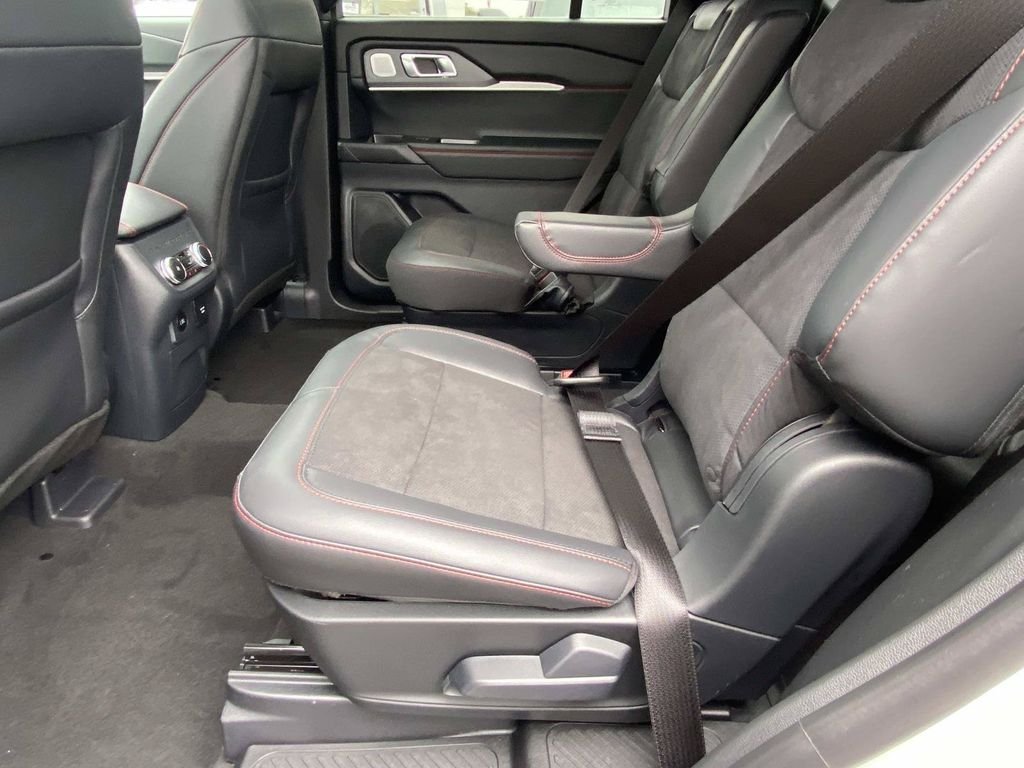 New 2026 Star White Metallic Tri-Coat Ford ST image 10