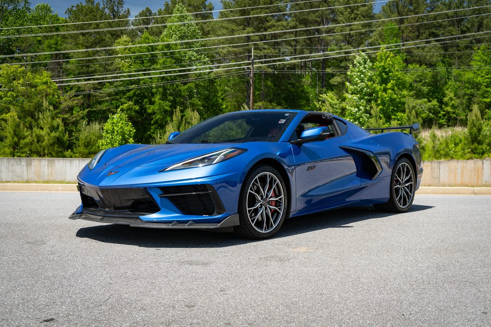 Used 2023 Blue Metallic Chevrolet Stingray image 9
