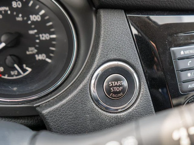 Used 2018 Midnight Pine Nissan SV image 28