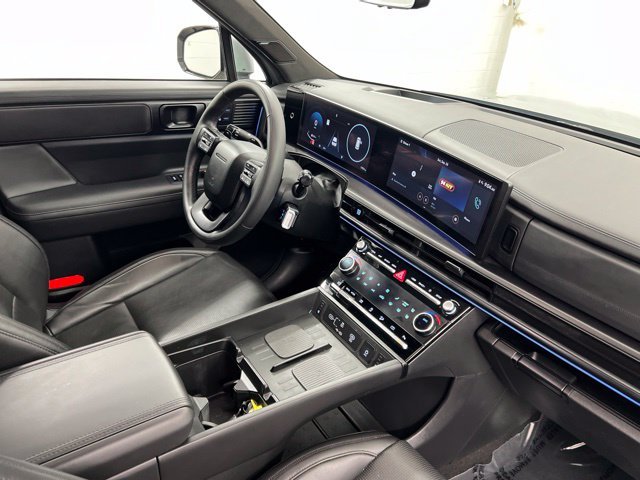 Used 2025 Silver Hyundai Calligraphy image 26