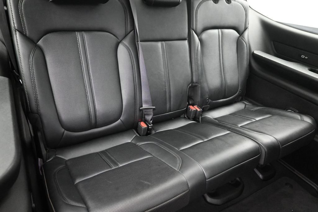 Used 2023 Black Jeep Series III image 12