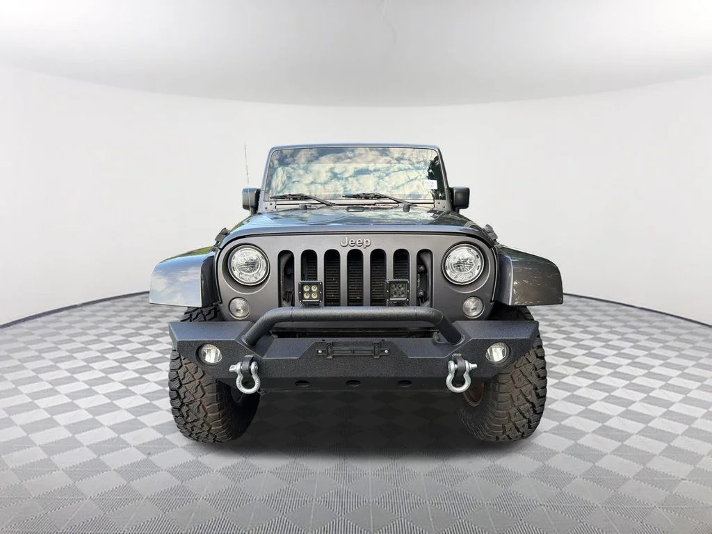 Used 2017 Gray Jeep Sport image 2