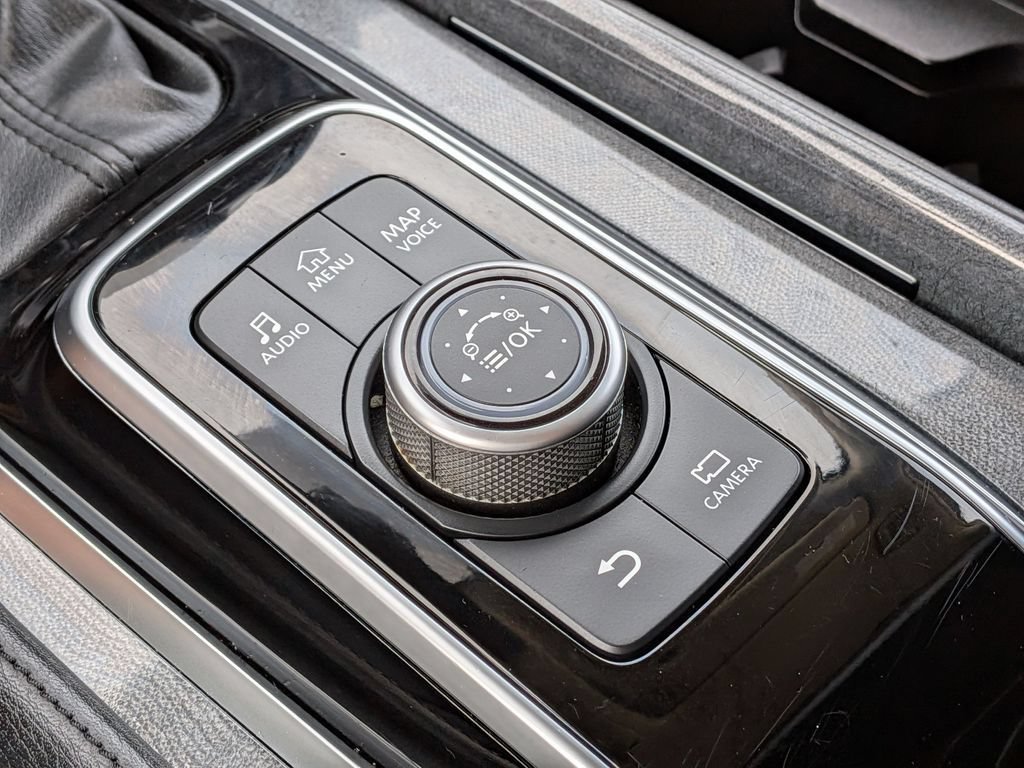 Used 2024 Silver Nissan SV image 33