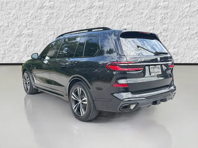 Used 2024 Black Sapphire Metallic BMW xDrive40i image 5