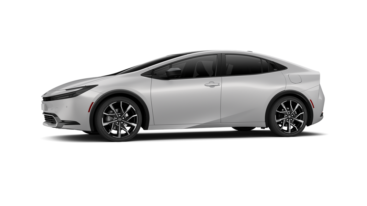 New 2027 Cutting Edge Toyota XSE Premium image 3