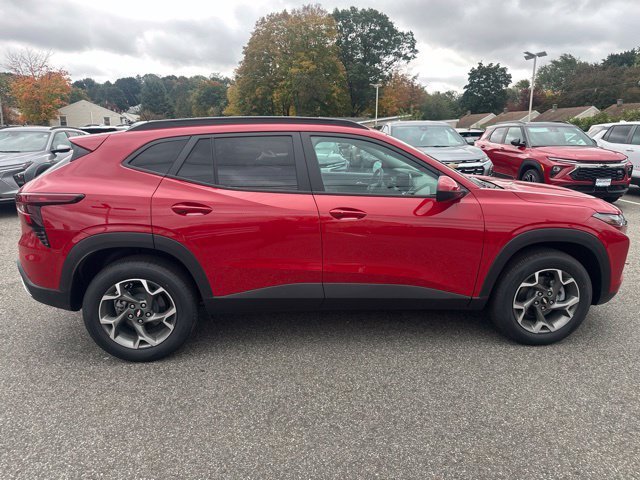 2026 Chevrolet Trax LT - Photo 6