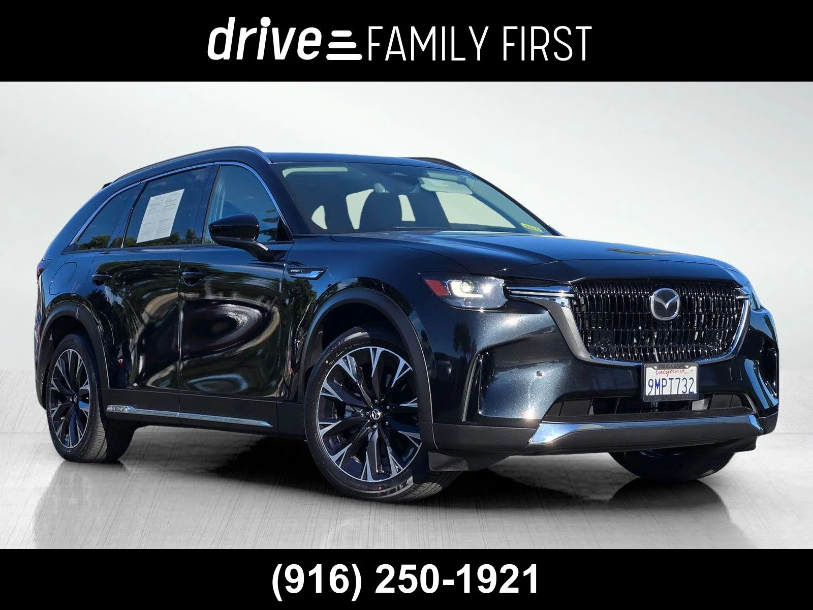 2024 Mazda CX-90 PHEV Premium Package's photo