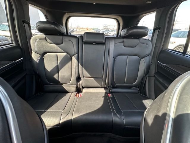 Used 2023 White Jeep Overland image 31