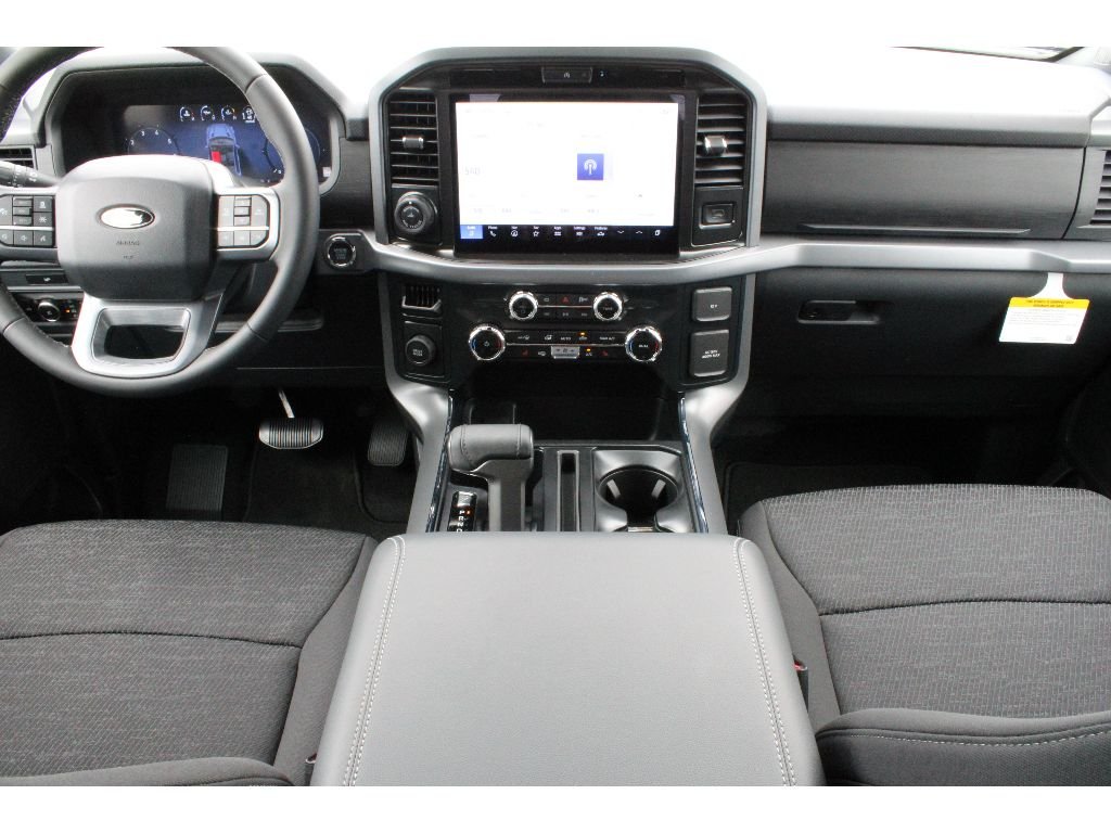New 2026 Oxford White Ford XLT image 6