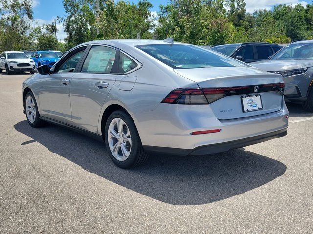 New 2026 Solar Silver Metallic Honda LX image 4