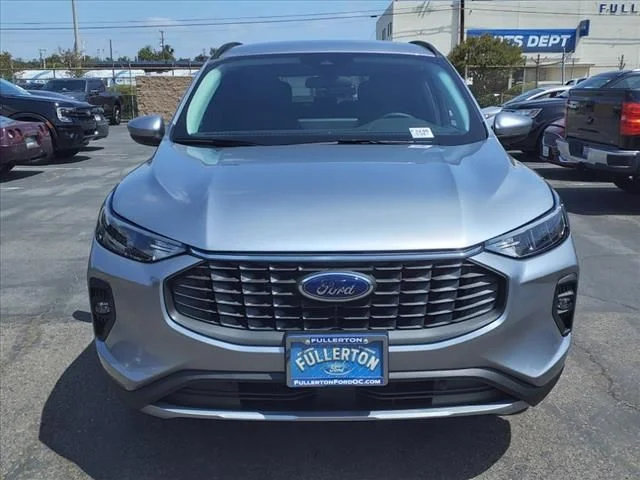 New 2024 Iconic Silver Metallic Ford Base image 2