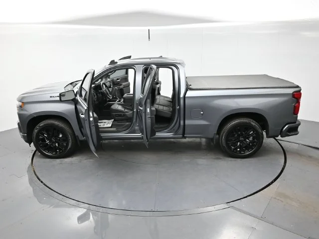 Used 2020 SATIN STEEL METALLIC Chevrolet RST image 38