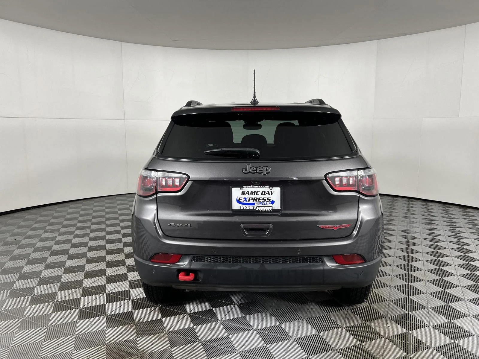 Used 2023 Gy Jeep Trailhawk image 25