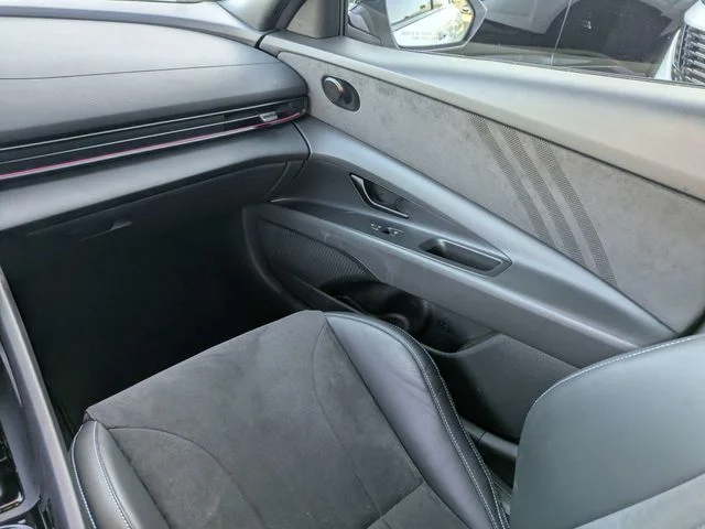 Used 2026 White Hyundai Base image 16